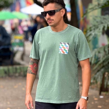 imagem Camiseta Calçadinha - Verde estonado
